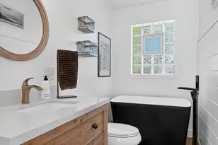 700 E Turner Ave, Roselle, IL 60172 - Photo 22
