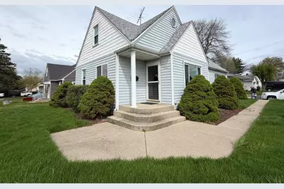 700 Warrior Drive, Round Lake Heights, IL 60073 - Photo 1