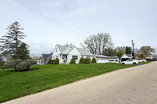 700 Warrior Dr, Round Lake Heights, IL 60073 - Photo 18