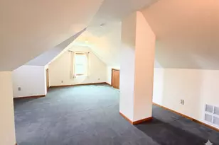 700 Warrior Dr, Round Lake Heights, IL 60073 - Photo 10