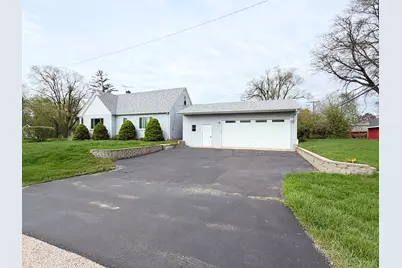 700 Warrior Drive, Round Lake Heights, IL 60073 - Photo 20