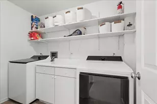 9550 Central Park Ave, Evanston, IL 60203 - Photo 34