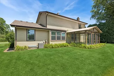 1108 Wellington Avenue, Libertyville, IL 60048 - Photo 2
