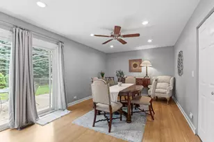 458 Nantucket Rd, Naperville, IL 60565 - Photo 4