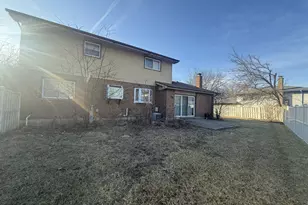 857 Academy Ave, Matteson, IL 60443 - Photo 2