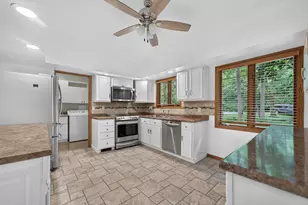 1006 N White Pine Dr, Dixon, IL 61021 - Photo 14