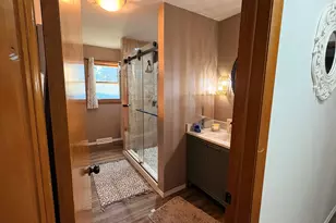 55 Dawn Ave, Plano, IL 60545 - Photo 12