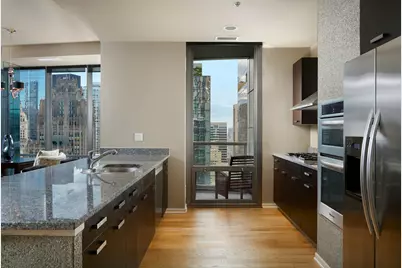 240 E Illinois Street #3001, Chicago, IL 60611 - Photo 6
