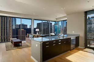 240 E Illinois St, Chicago, IL 60611 - Photo 2