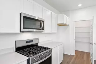 2257 Cobble Spgs Dr, Wonder Lake, IL 60097 - Photo 14