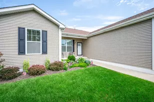 21 W Winterberry Ave, Cortland, IL 60112 - Photo 26