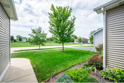 21 W Winterberry Avenue, Cortland, IL 60112 - Photo 28