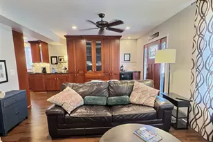 10711 S Artesian Ave, Chicago, IL 60655 - Photo 4