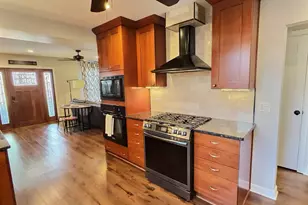 10711 S Artesian Ave, Chicago, IL 60655 - Photo 6