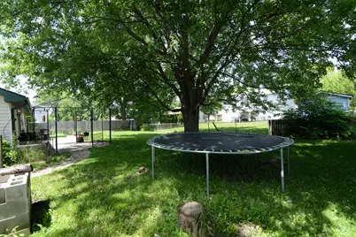 1810 Howe Lane, Hanover Park, IL 60133 - Photo 18