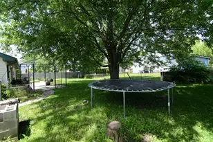 1810 Howe Ln, Hanover Park, IL 60133 - Photo 18