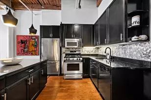 331 S Peoria St, Chicago, IL 60607 - Photo 10