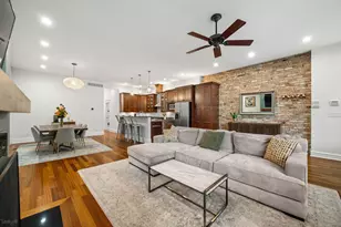 1020 W Roscoe St, Chicago, IL 60657 - Photo 6