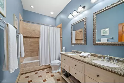1020 W Roscoe Street #1W, Chicago, IL 60657 - Photo 20