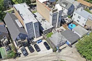 2922 W Nelson St, Chicago, IL 60618 - Photo 42