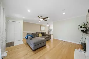 2922 W Nelson St, Chicago, IL 60618 - Photo 4