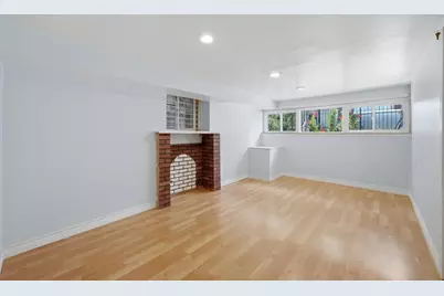 2922 W Nelson Street, Chicago, IL 60618 - Photo 32