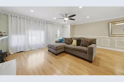 2922 W Nelson Street, Chicago, IL 60618 - Photo 6