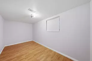 2922 W Nelson St, Chicago, IL 60618 - Photo 34