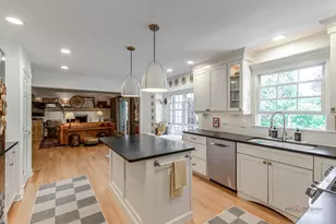 1110 Furlong Dr, Libertyville, IL 60048 - Photo 18