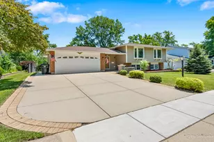 4145 Winston Dr, Hoffman Estates, IL 60192 - Photo 32