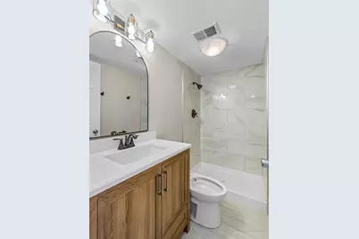4145 Winston Drive, Hoffman Estates, IL 60192 - Photo 28