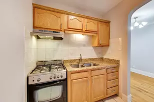 4857 W Roscoe St, Chicago, IL 60641 - Photo 12