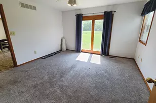 9830 Yorktown Rd, Lyndon, IL 61261 - Photo 12