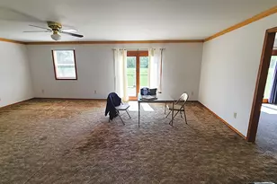 9830 Yorktown Rd, Lyndon, IL 61261 - Photo 6