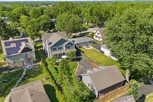307 E Hillside Ave, Barrington, IL 60010 - Photo 40