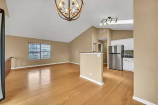 581 Le Parc Cir, Buffalo Grove, IL 60089 - Photo 12