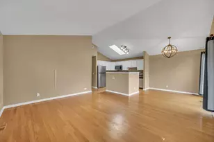 581 Le Parc Cir, Buffalo Grove, IL 60089 - Photo 10