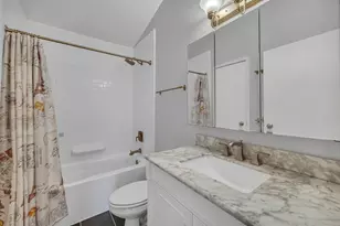 581 Le Parc Cir, Buffalo Grove, IL 60089 - Photo 18