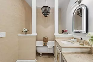 3635 N Hermitage Ave, Chicago, IL 60613 - Photo 22