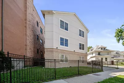 7441 N Rogers Avenue, Chicago, IL 60626 - Photo 2