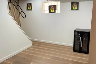 8739 S Bennett Ave, Chicago, IL 60617 - Photo 18
