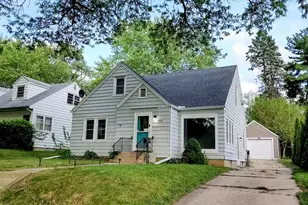 1826 Ohio Pkwy, Rockford, IL 61108 - Photo 1