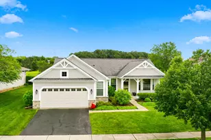 12604 Golf View Dr, Huntley, IL 60142 - Photo 2