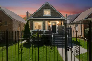6604 S Rockwell St, Chicago, IL 60629 - Photo 2