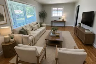45 Golfview Rd, Lake Zurich, IL 60047 - Photo 2
