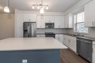 21599 W Field Ct, Deer Park, IL 60010 - Photo 4