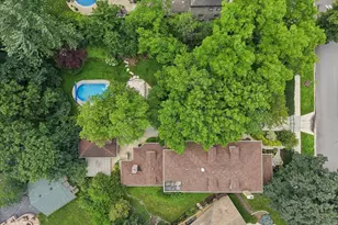 5873 N Forest Glen Ave, Chicago, IL 60646 - Photo 38