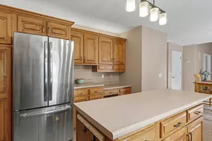 3208 Cherry Hills Dr, Champaign, IL 61822 - Photo 20