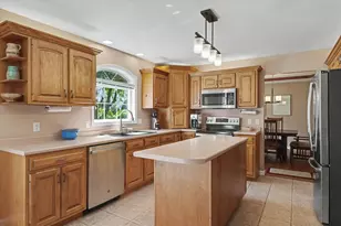3208 Cherry Hills Dr, Champaign, IL 61822 - Photo 14