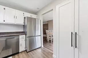 1445 Midland Ct, Joliet, IL 60436 - Photo 6